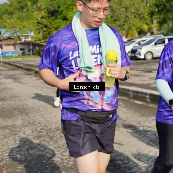 Runner Photo 8060409