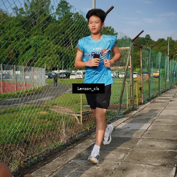 Runner Photo 8060470