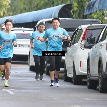 Runner Photo 8060576
