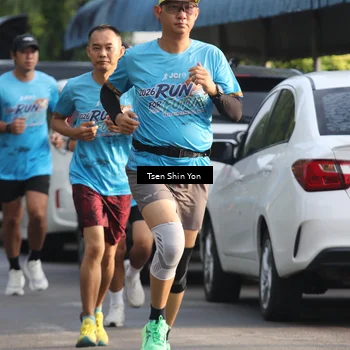 Runner Photo 8060596