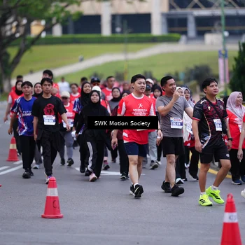 Runner Photo 8060635