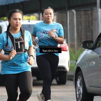 Runner Photo 8060659