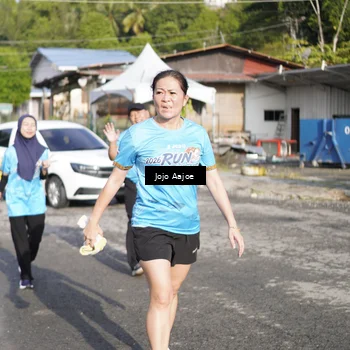 Runner Photo 8060695