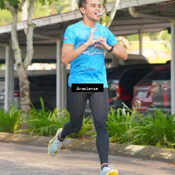 Runner Photo 8060724