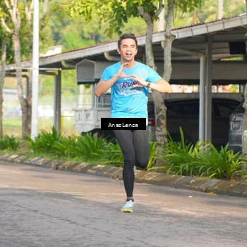 Runner Photo 8060725