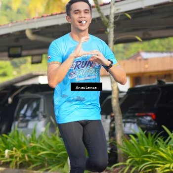 Runner Photo 8060751