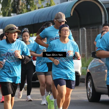 Runner Photo 8060768