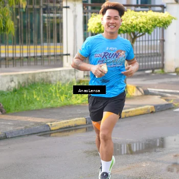 Runner Photo 8060828