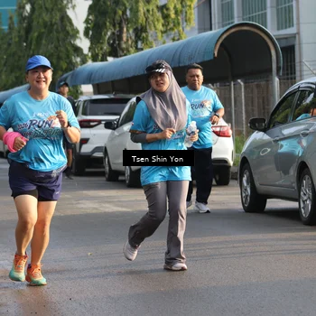 Runner Photo 8060838
