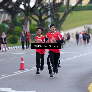 Runner Photo 8060891