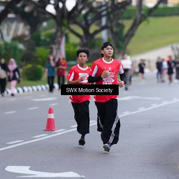 Runner Photo 8060911
