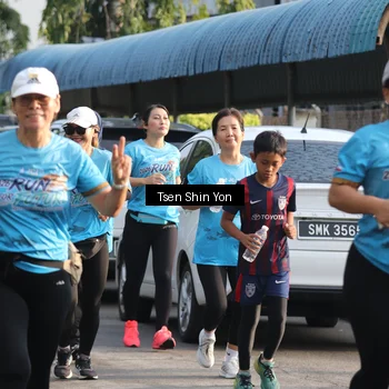 Runner Photo 8060913