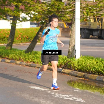 Runner Photo 8060920