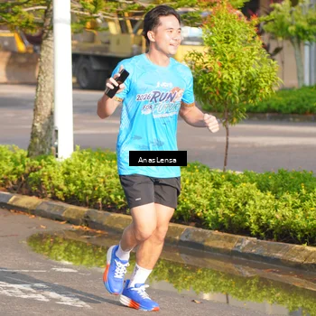 Runner Photo 8060953