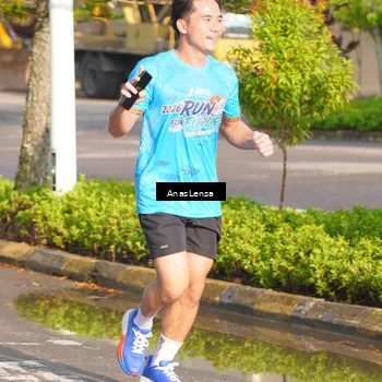 Runner Photo 8060960