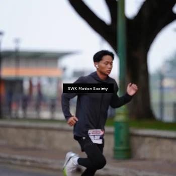 Runner Photo 8060990