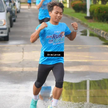 Runner Photo 8061056