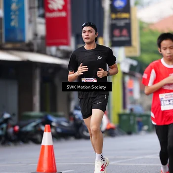 Runner Photo 8061116