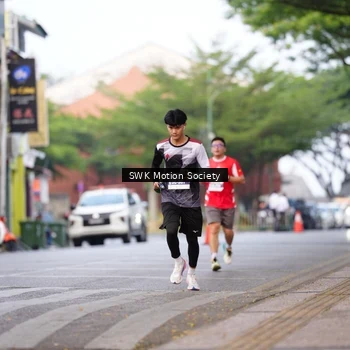 Runner Photo 8061278