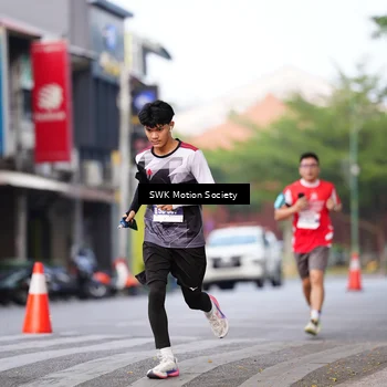 Runner Photo 8061282