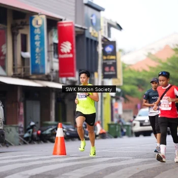Runner Photo 8061353