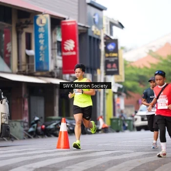 Runner Photo 8061355