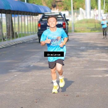 Runner Photo 8061399