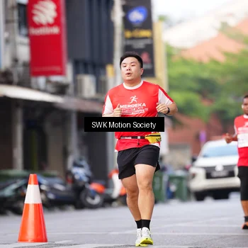 Runner Photo 8061403