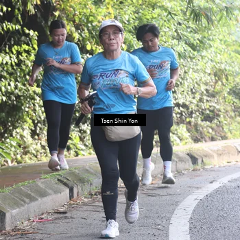 Runner Photo 8061409