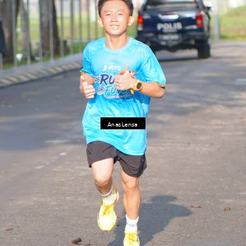 Runner Photo 8061428