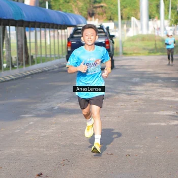 Runner Photo 8061433