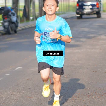 Runner Photo 8061485