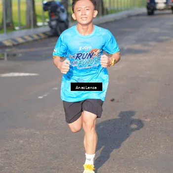 Runner Photo 8061511