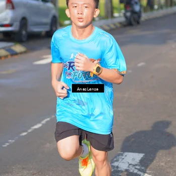 Runner Photo 8061533