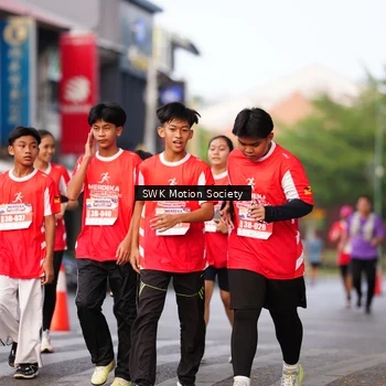 Runner Photo 8061559