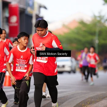 Runner Photo 8061586