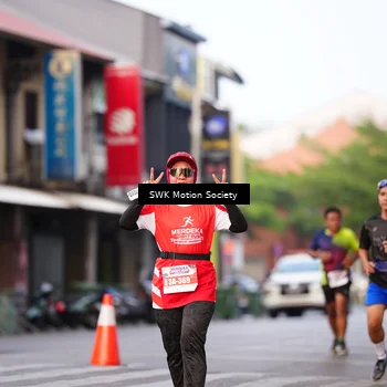 Runner Photo 8061657