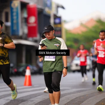 Runner Photo 8061719