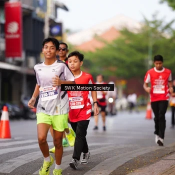 Runner Photo 8061762