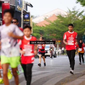 Runner Photo 8061777