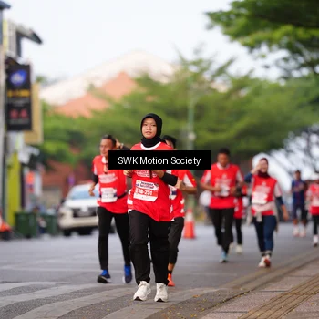 Runner Photo 8061793