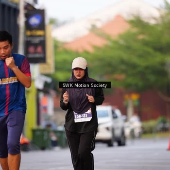 Runner Photo 8061836