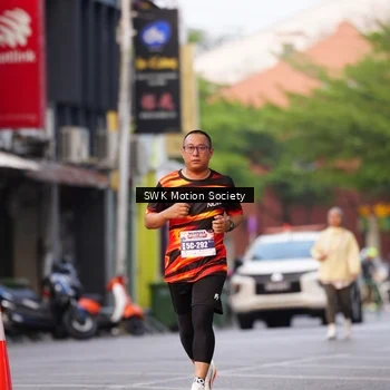 Runner Photo 8061896