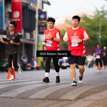 Runner Photo 8061993