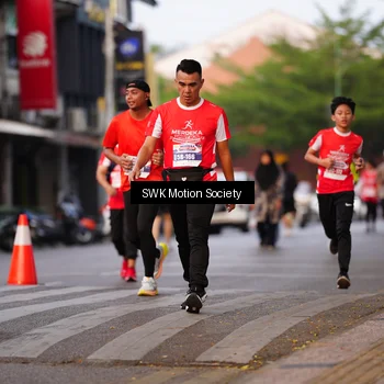 Runner Photo 8062051