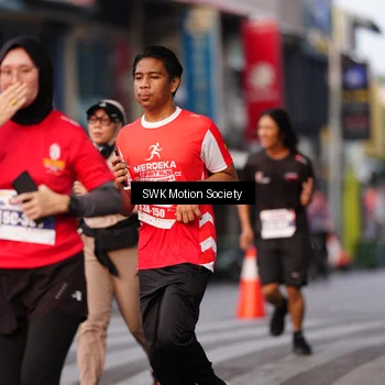 Runner Photo 8062213