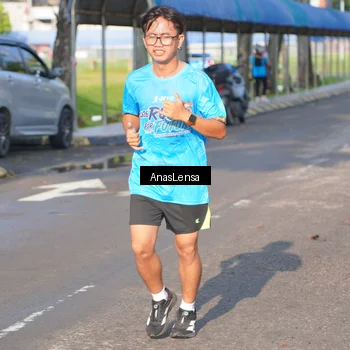 Runner Photo 8062304