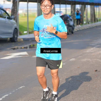 Runner Photo 8062307