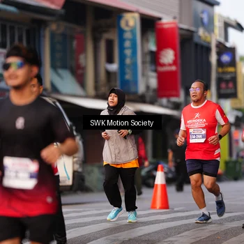 Runner Photo 8062310