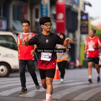 Runner Photo 8062311